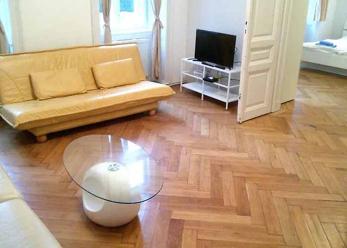 Sobieski Town Apartment Vienna